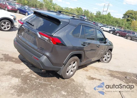 2023 Toyota Rav4 Xle z USA, uszkodzony, nr VIN 2T3P1RFV4PC369406